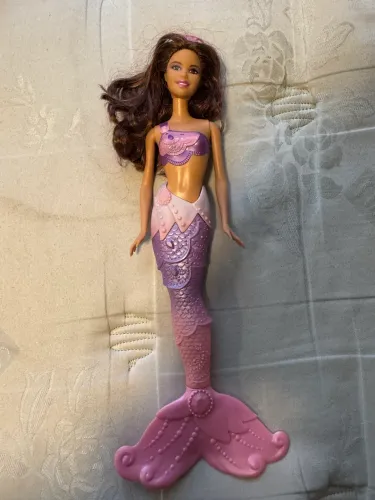 Kallye Barbie vida de sereia 2