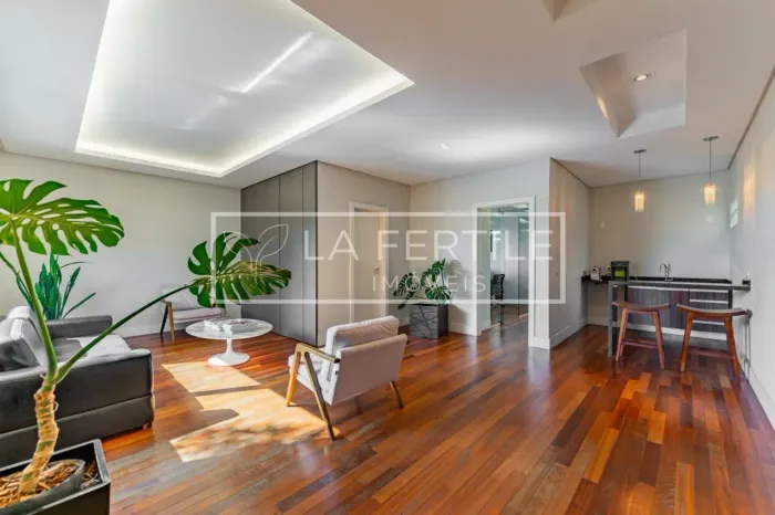 Casa, 230M², Aluguel de R$ 20.000,00 + Taxas - Vista Alegre, Curitiba (Pr)