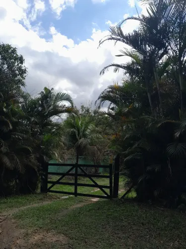 Sitio em Xerém 15.000m2