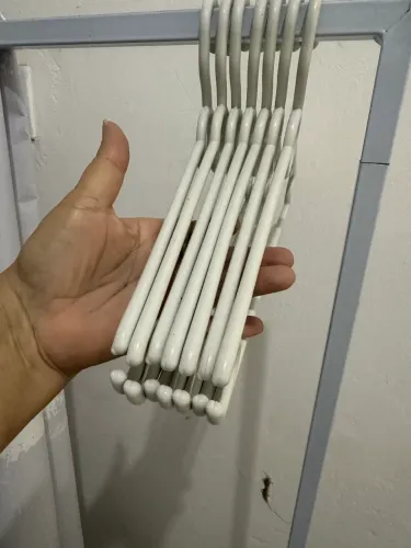 Cabides 0,80 ( oitenta centavos cada )