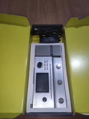 Pedaleira Mooer Ge 200