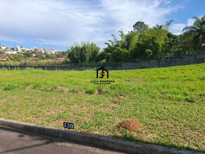 Terreno com área de 630,00m² no condomínio Campos do Conde Taubaté.
