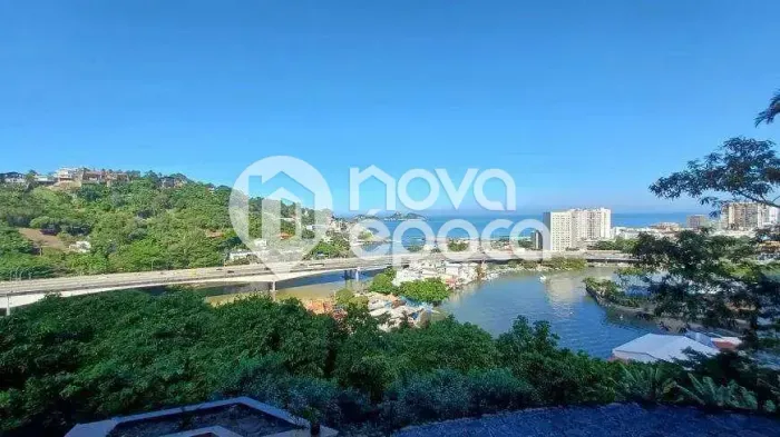 Joá | Casa 4 quartos, sendo 4 suites