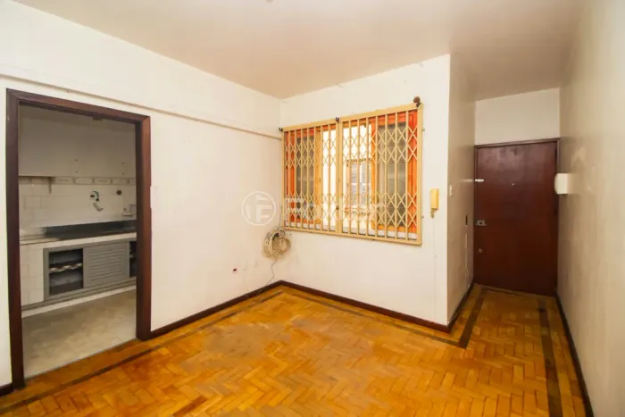 Apartamento à venda Rua Santo Antônio, Bom Fim - Porto Alegre