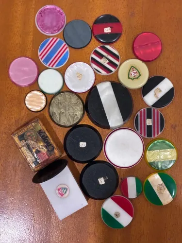 Lote Misto de Futebol de Botão Vintage - Anos 70 e 80 - 25 Peças