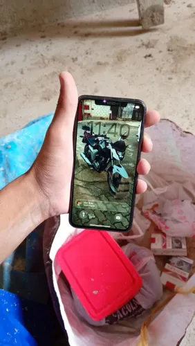 iPhone 13
