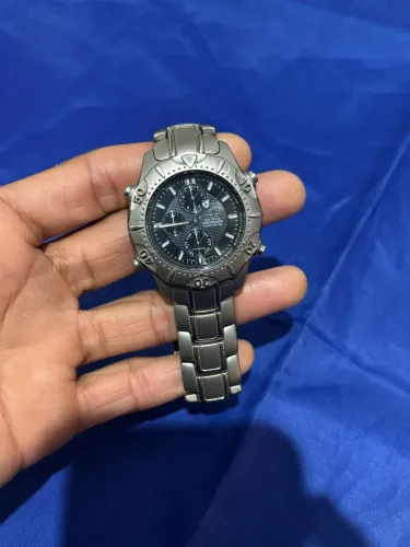 Relógio Citizen Eco-Drive full titânio