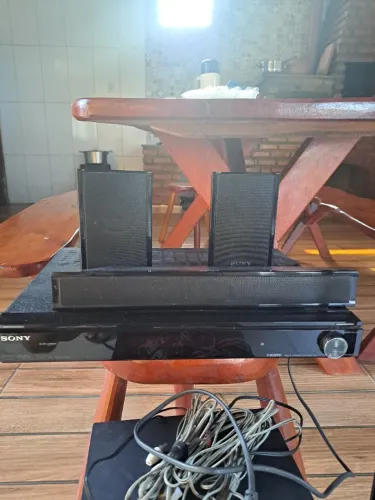 Home Theater Receiver AV Multicanal Sony STR-KS360 com Subwoofer e Caixas Acústicas