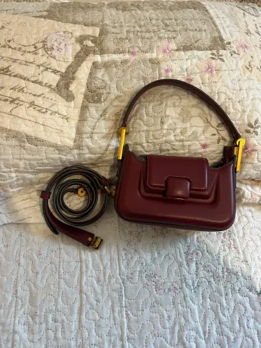 Bolsa pequena soft vinho Santa Lolla