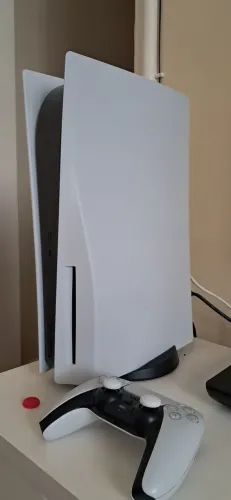 PLAYSTATION 5 COM MÍDIA FÍSICA