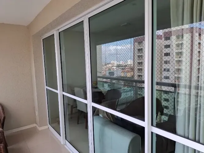 Porta de Correr em Alumínio Branco e Vidro - 3,97m x 2,18m (4 Folhas / Grande)