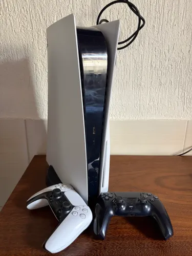 Console PlayStation 5 com disco 825gb - Videogame