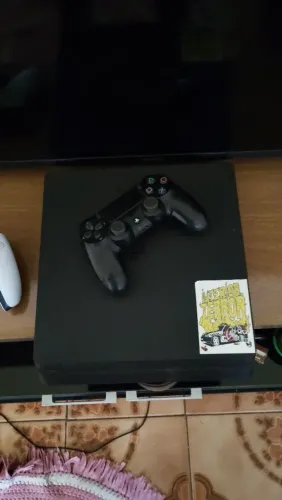 Vendo PS4 Slim