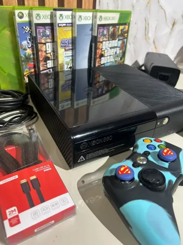 Xbox 360 com Kinect e Jogos