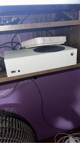 Vende se Xbox séries s 512gb