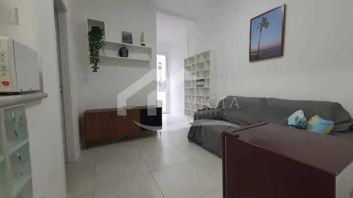 Excelente apartamento em rua nobre de Copacabana!!