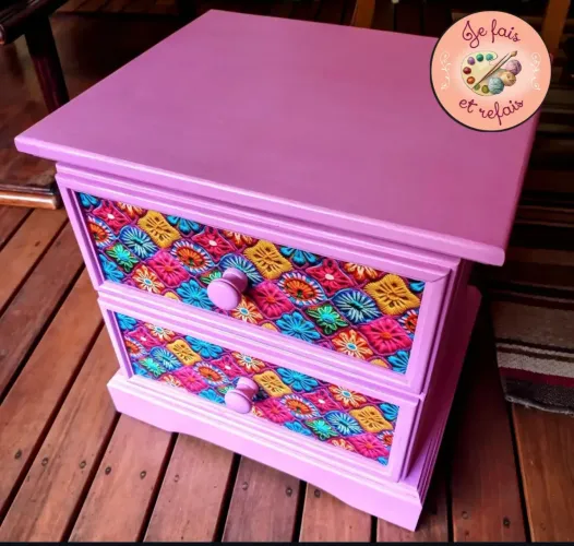 Mesa de Cabeceira Reestilizada - Leia a descrição