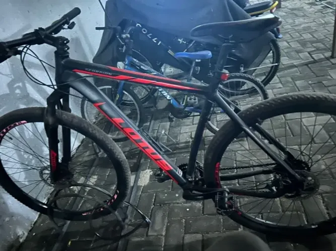Bicicleta Lotus Scorpion