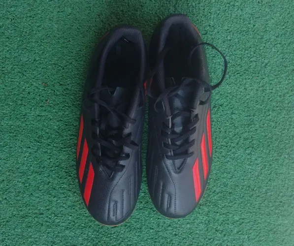 Chuteira Adidas deportivo 2 futsal nunca usada