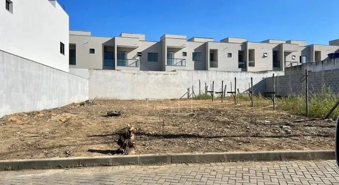 Terreno à venda em Morada de Laranjeiras - Reserva da Morada