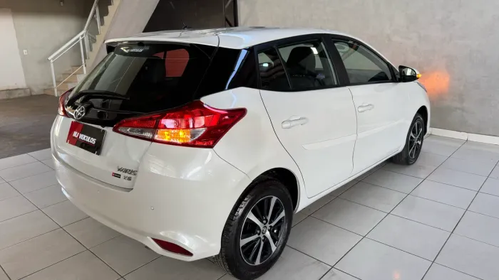 Toyota Yaris XS Connect 1.5 Flex 16V 5P AUT 2021