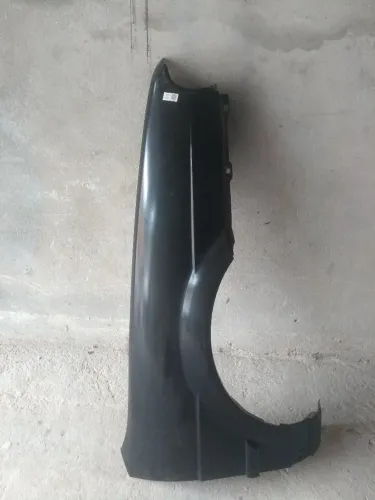 Paralama direito santana 2000