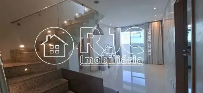 Duplex para venda possui 128 metros quadrados com 2 quartos em Tijuca - Rio de Janeiro - R