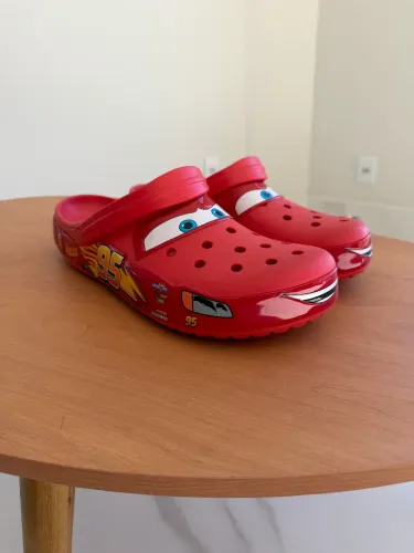 Crocs Cars McQueen