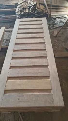 Portas de madeira 