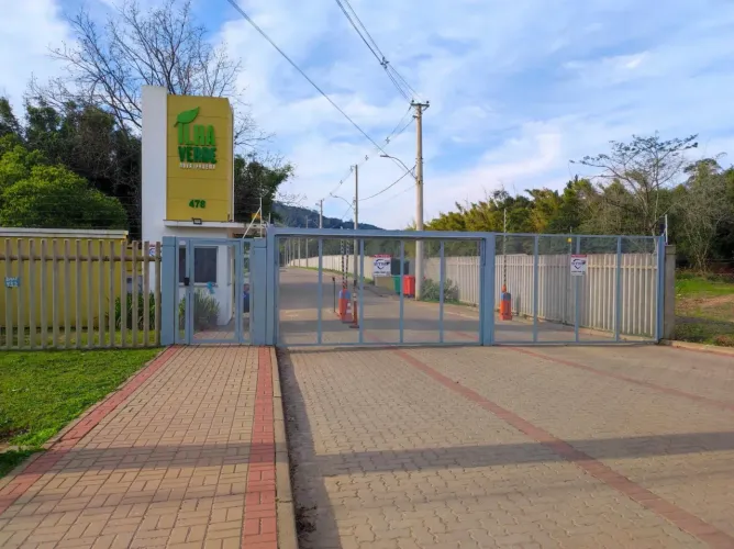 Terreno à venda no condomínio Ilha Verde, bairro Campo Novo