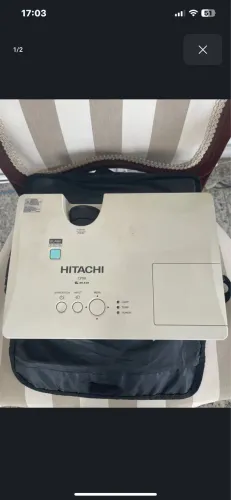 Projetor Hitachi  + tela 2xx