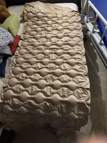 Colchão pneumático semi novo