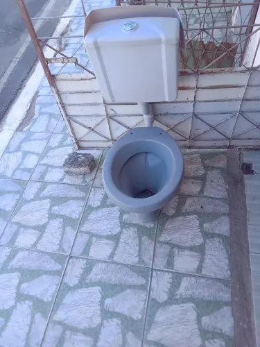 Vendo vaso acoplado.