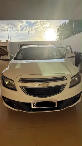 Chevrolet Onix Hatch LTZ 1.4 8V Flex Power Aut. 4P 2016