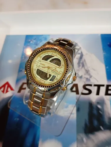 Relógio Citizen Promaster C211 Natulite 