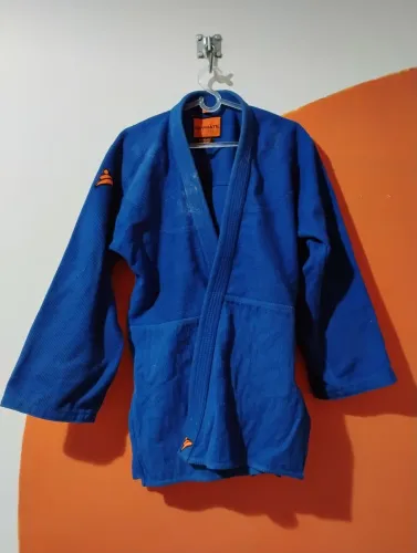 KIMONO TRANÇADO NOVO - TAMANHO A1- SAÍ RÁPIDO