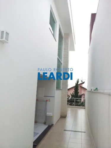 CASA EM CONDOMÍNIO - CONDOMÍNIO ARUÃ - SP