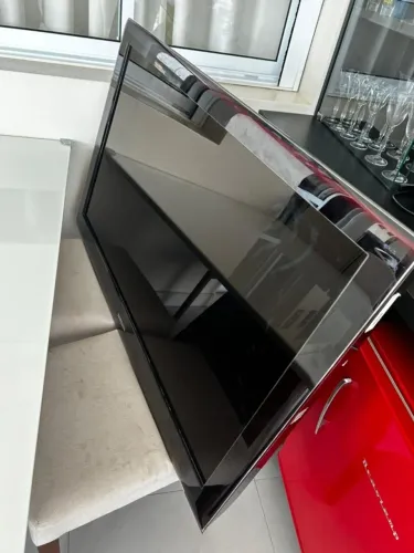 TV Samsung Antiga Defeito (400,00 para consertar)
