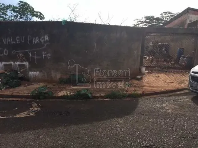 Venda de Terreno / Lote na cidade de Araraquara