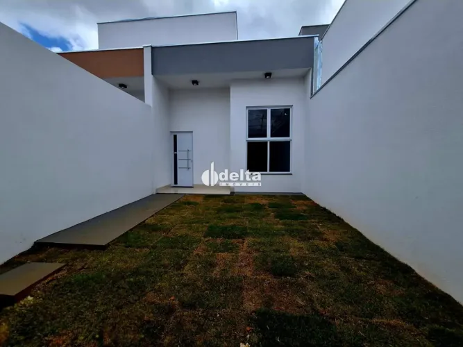 Casa residencial com 3 quartos sendo 1 suíte disponível para Venda no bairro Novo Mundo em