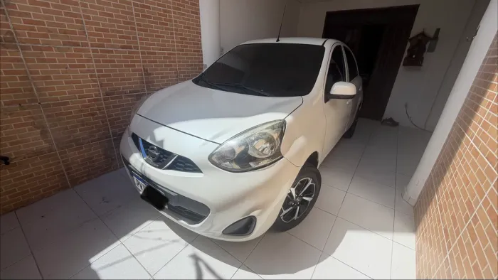 Nissan March S 1.0 12V Flex 5P 2016