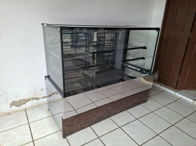 Vitrine Expositora natural iglu 1.50mts 