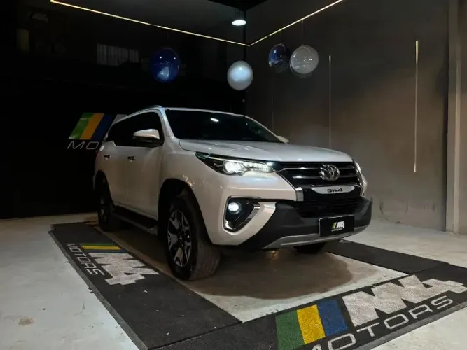 Toyota Hilux SW4 SRX Diamo. 4X4 2.8 TB DIE AUT 2019