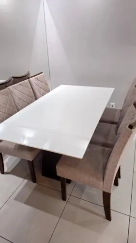 Mesa de jantar 6 cadeiras