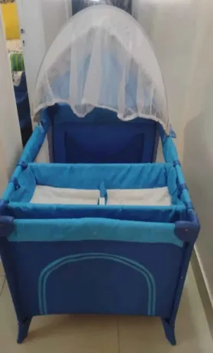 Chiqueirinho berço azul ( não entrego) ler a descrição!