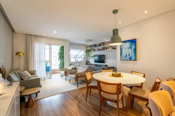 Apartamento mobiliado à venda no Cambuí em Campinas/Sp