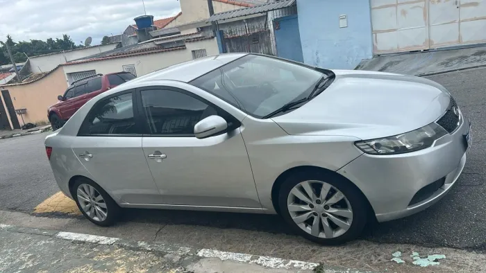 Kia Motors Cerato 1.6 16V Aut. 2011