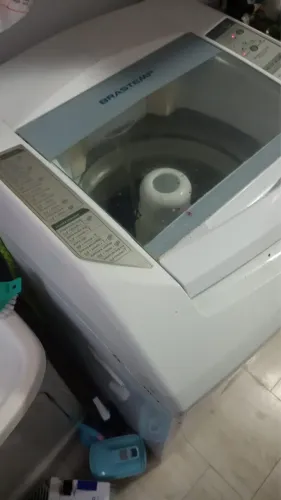 Vende se máquina de lavar Brastemp. Valor de R$250,00