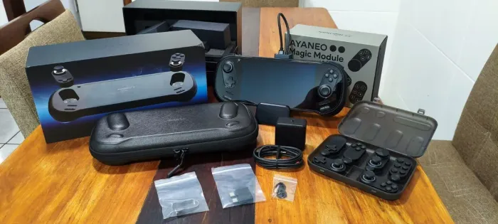 Ayaneo 3 hx370 OLED