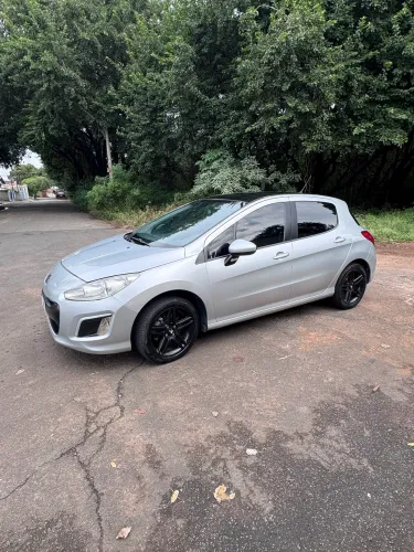 Peugeot 308 Feline/griffe 1.6 Turbo 16V 5P Aut. 2014